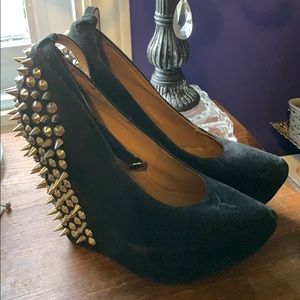 Jeffrey Campbell studded wedge size 8